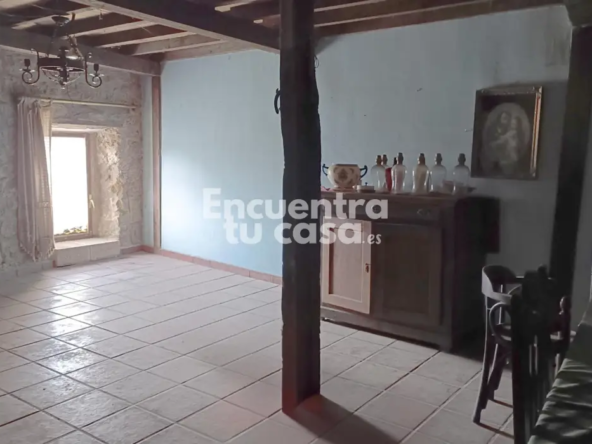 Local-comercial-en-venta-en-Labastida-1-Álava-en-Inmobiliaria-Encuentra-tu-casa-País-Vasco-Encuentratucasa.webp