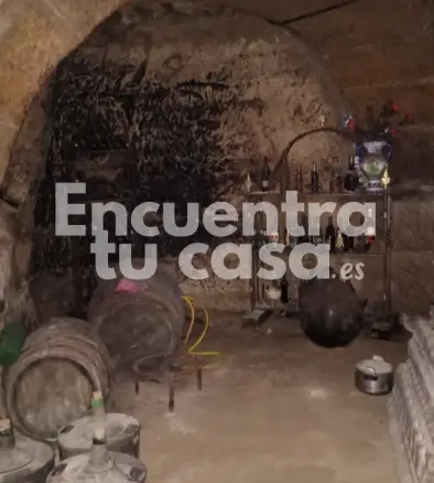 Local-comercial-en-venta-en-Labastida-1-Álava-en-Inmobiliaria-Encuentra-tu-casa-País-Vasco-Encuentratucasa.webp