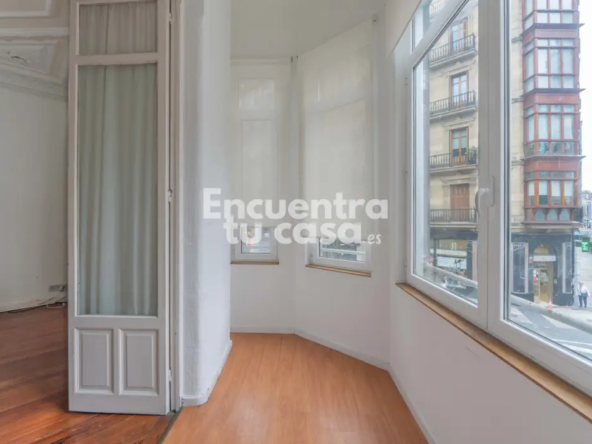 Piso-en-venta-san-martin-san-sebastian-donostia-centro-611-inmobiliaria-encuentratucasa-es