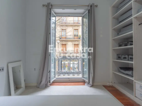dormitorio-Piso-en-venta-san-martin-san-sebastian-donostia-centro-611-inmobiliaria-encuentratucasa-es
